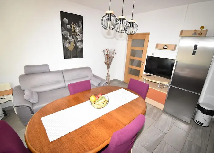 Damir Apartamento
