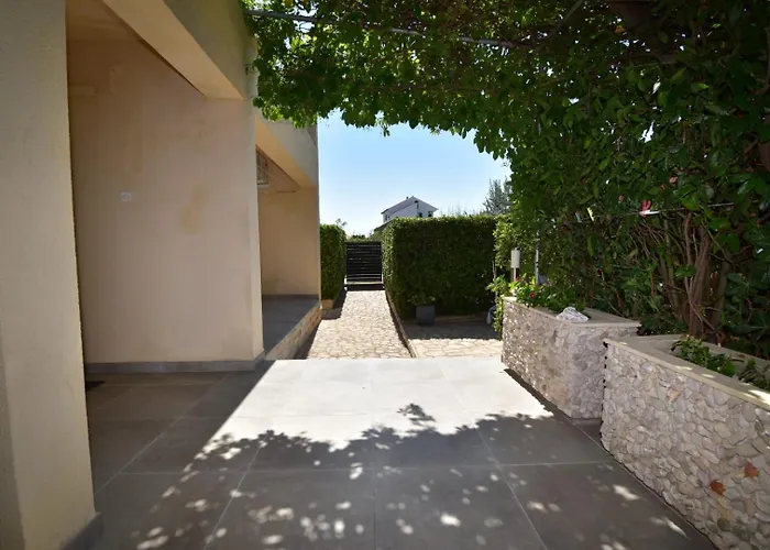Apartamento Damir *