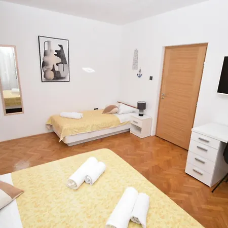 Apartment Damir